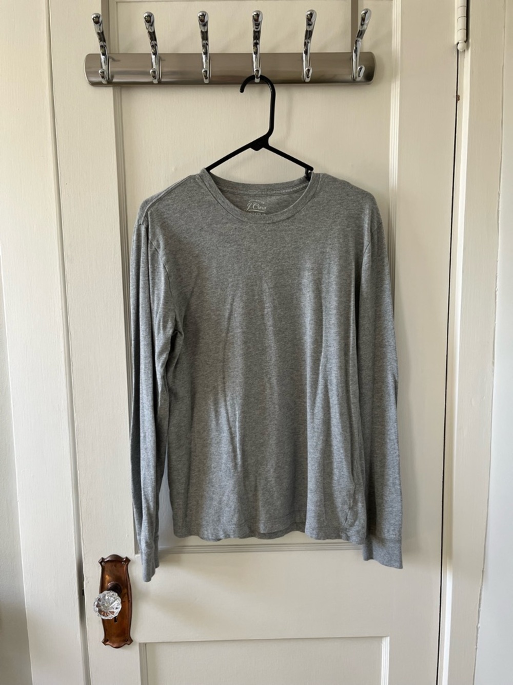 Men’s J. Crew Heather Grey Longsleeve Basic Crewneck Shirt (S Slim)